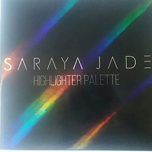 Saraya Jade Highligjyer Palette